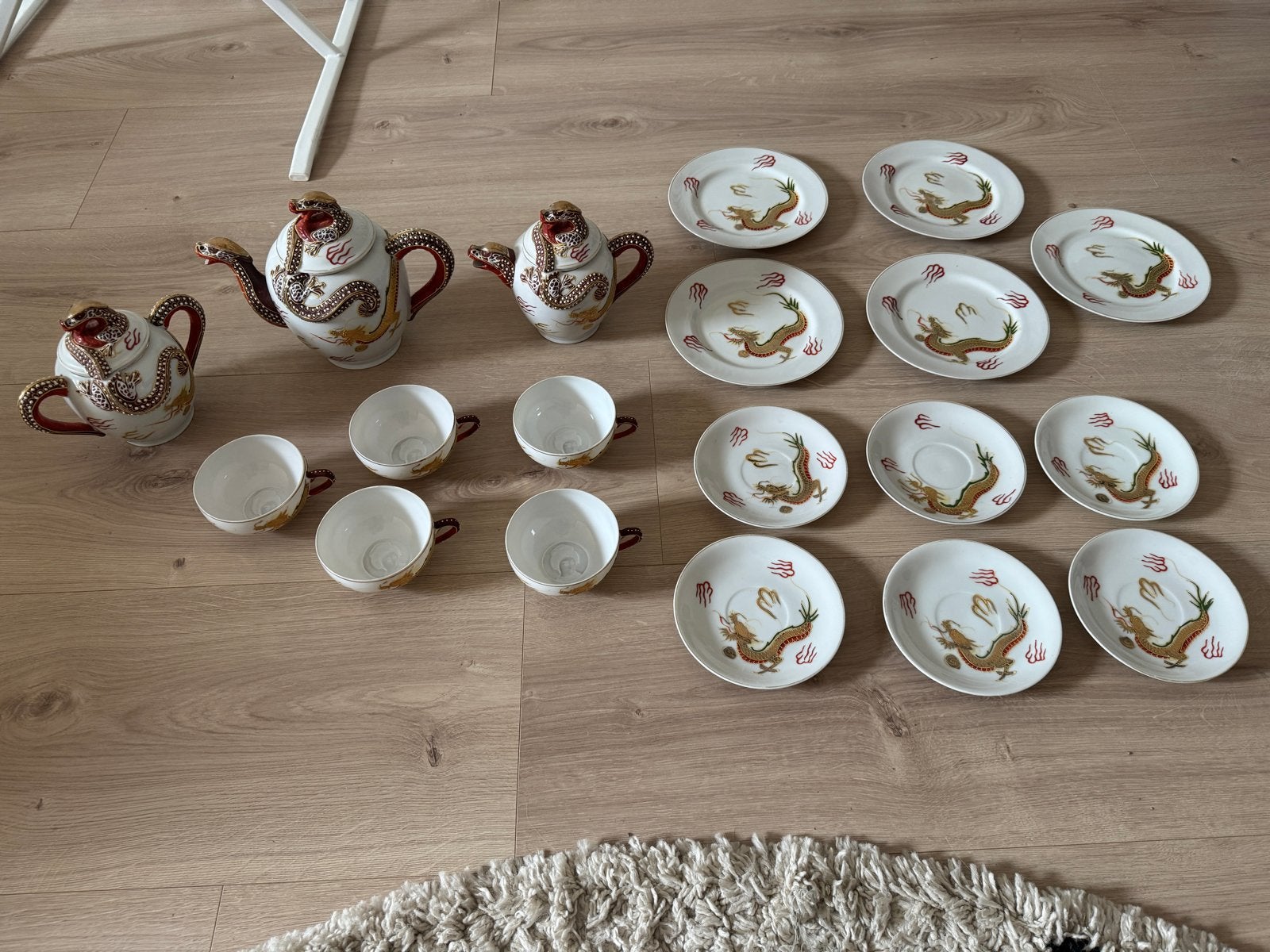 Geisha servies, Ophalen