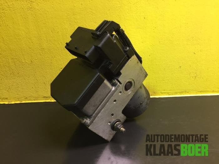 ABS Pomp van een Ssang Yong Korando, Gebruikt, -, -, Ophalen of Verzenden