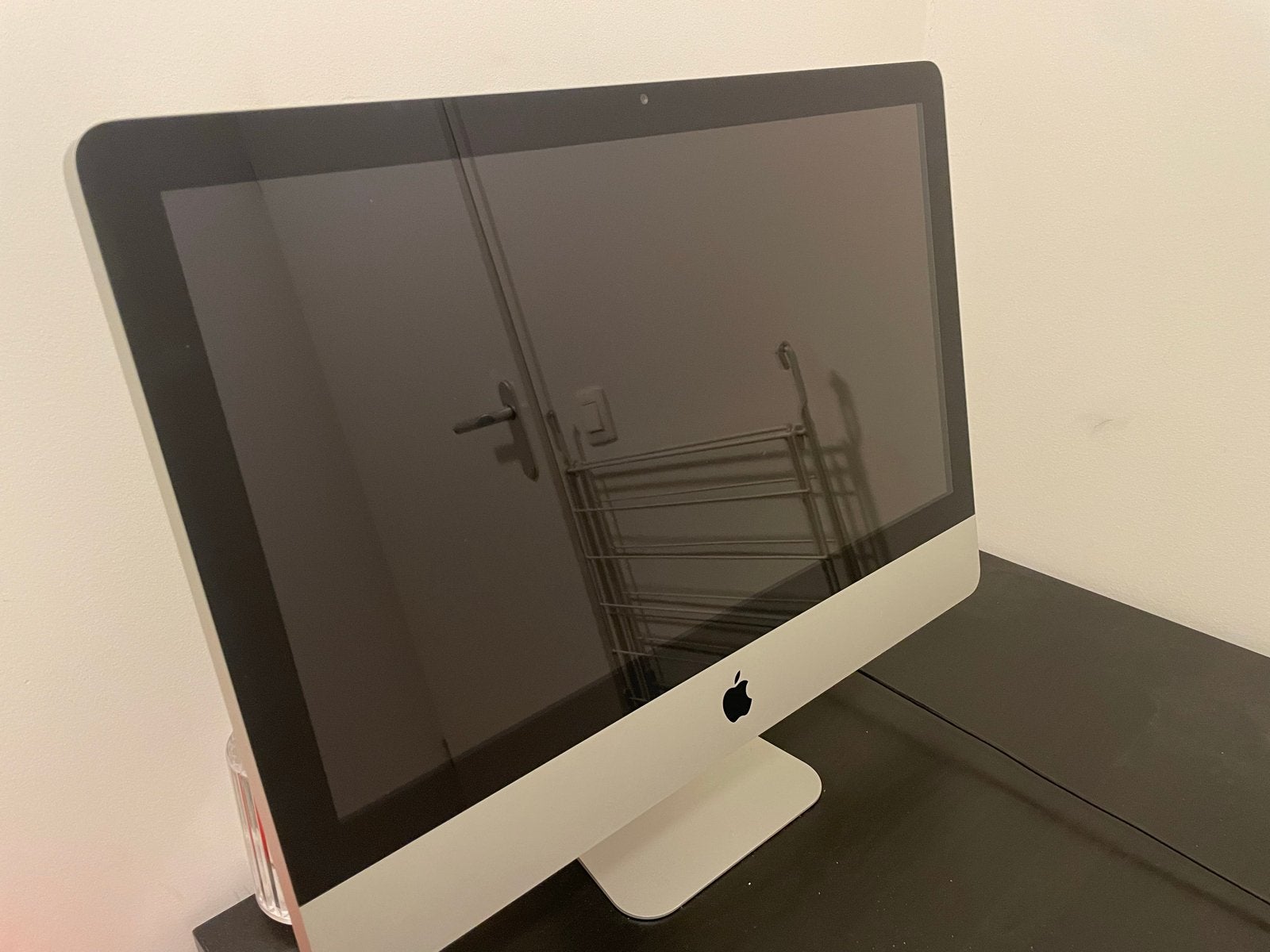 iMac 21.5" (Eind 2009) - 3.06 GHz Core 2 Duo, 16GB RAM, Computers en Software, Apple Desktops, Gebruikt, SSD, IMac, Ophalen of Verzenden