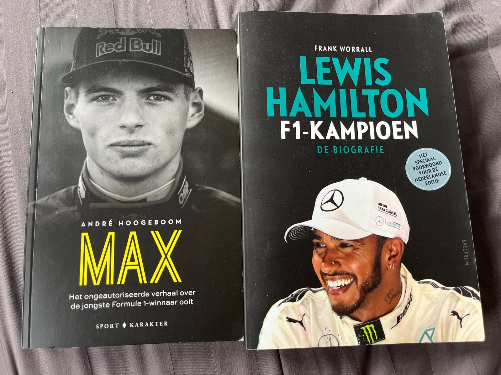 Max Verstappen & Lewis Hamilton Biografie Boeken, Boeken, Ophalen of Verzenden, Gelezen, Sport