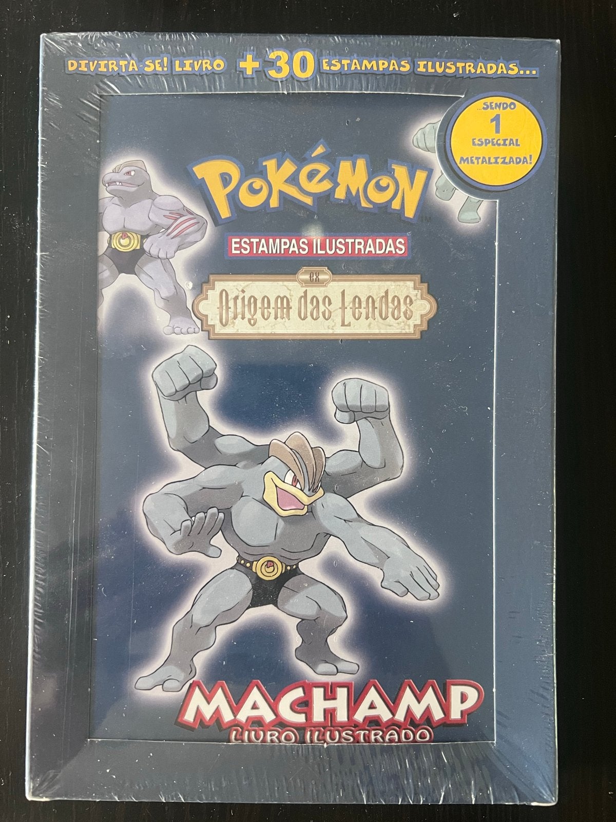 Pokémon Machamp Geïllustreerd Boek met Kaart - Nieuw, Ophalen of Verzenden, Nieuw, Boek of Catalogus, Foil