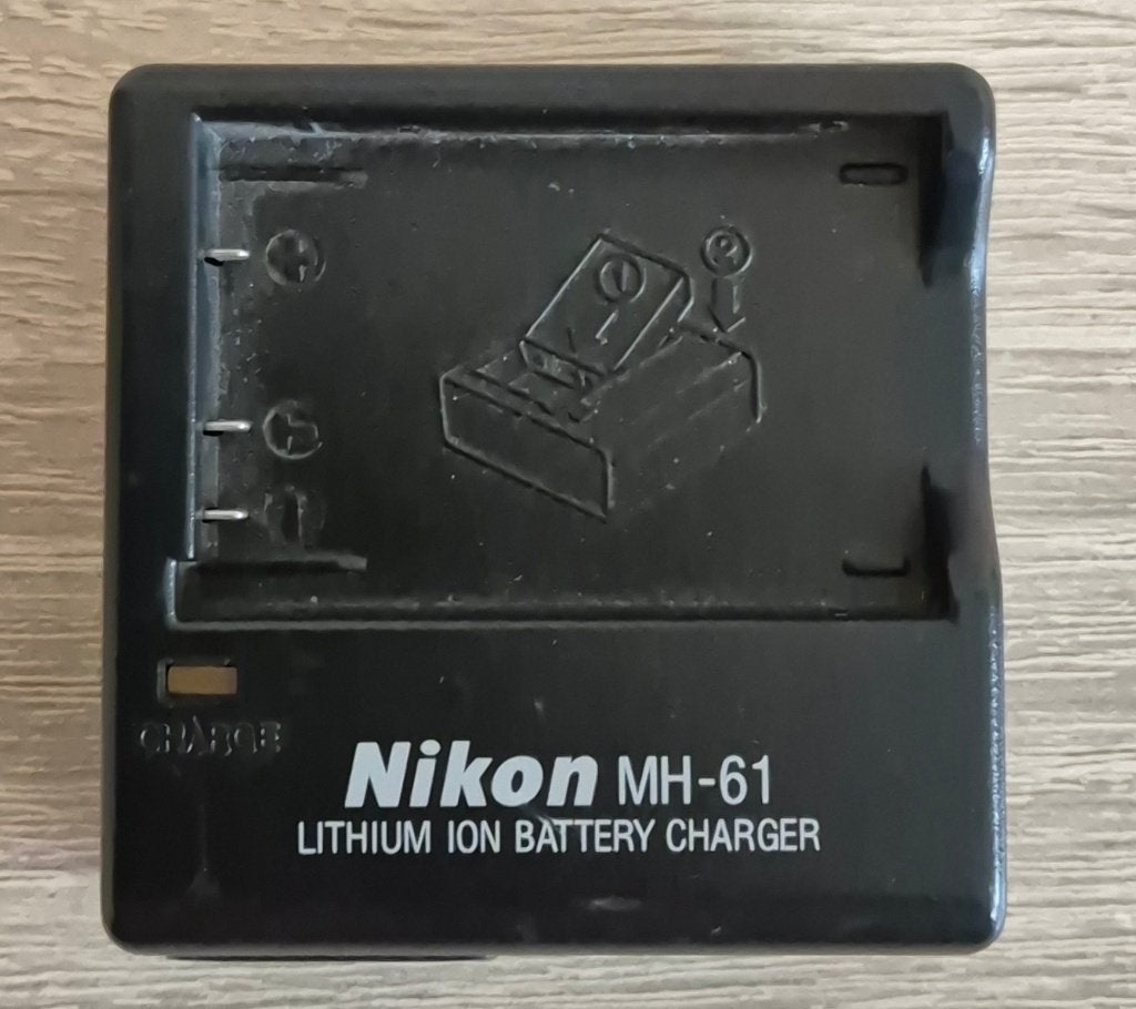 Nikon accu oplader MH-61 EN-EL5, Ophalen of Verzenden, Gebruikt