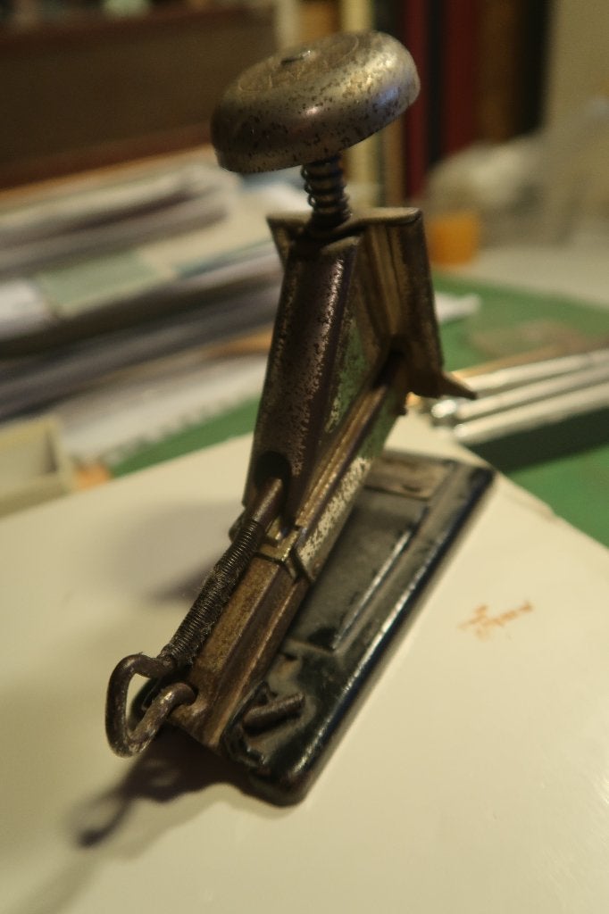 nietmachine,jaren 30/40,werkt perfect, Antiek en Kunst, Ophalen of Verzenden