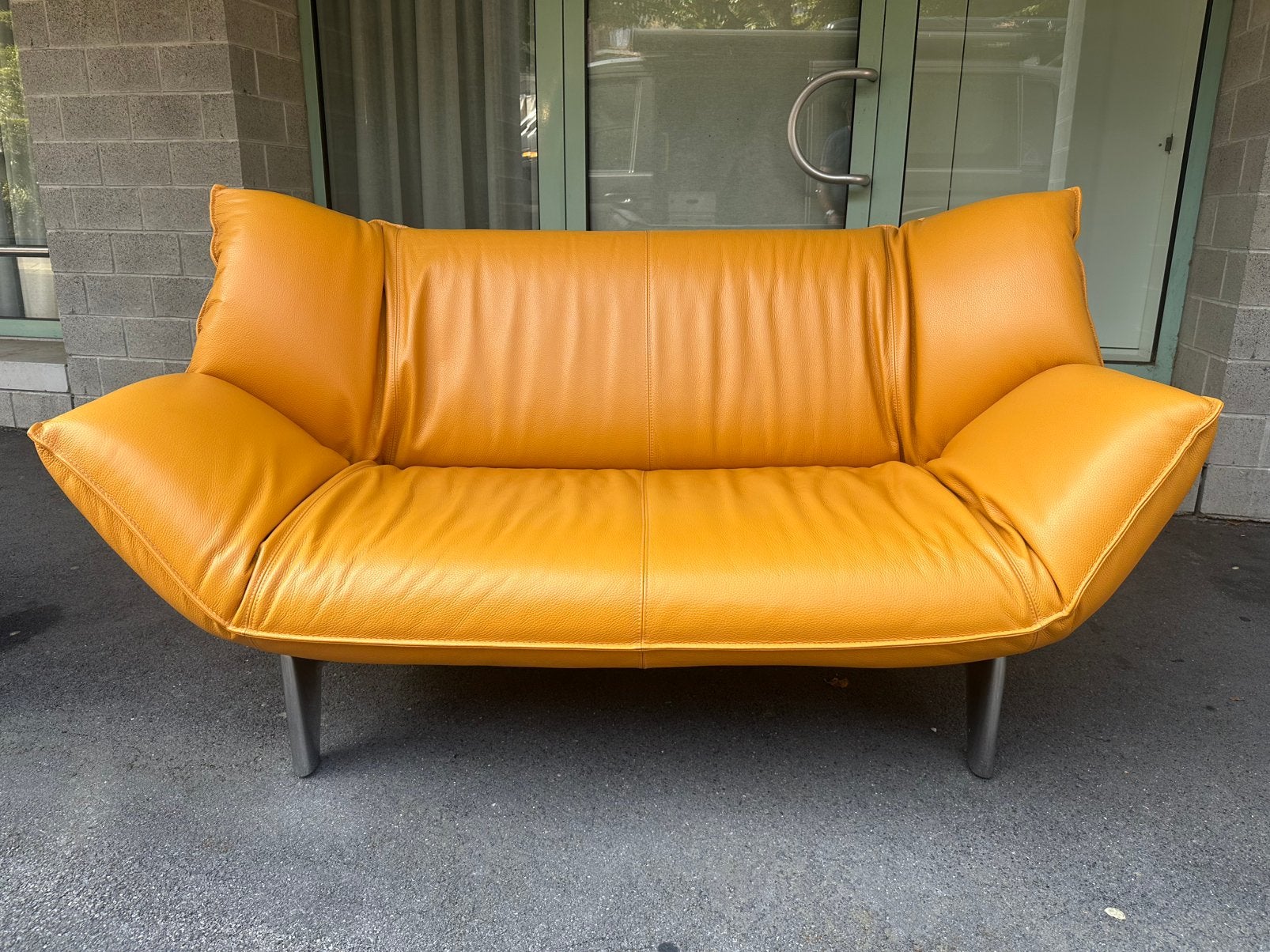 Prachtige nieuwstaat Leolux Tango design bank, Ophalen of Verzenden, Zo goed als nieuw, 75 tot 100 cm