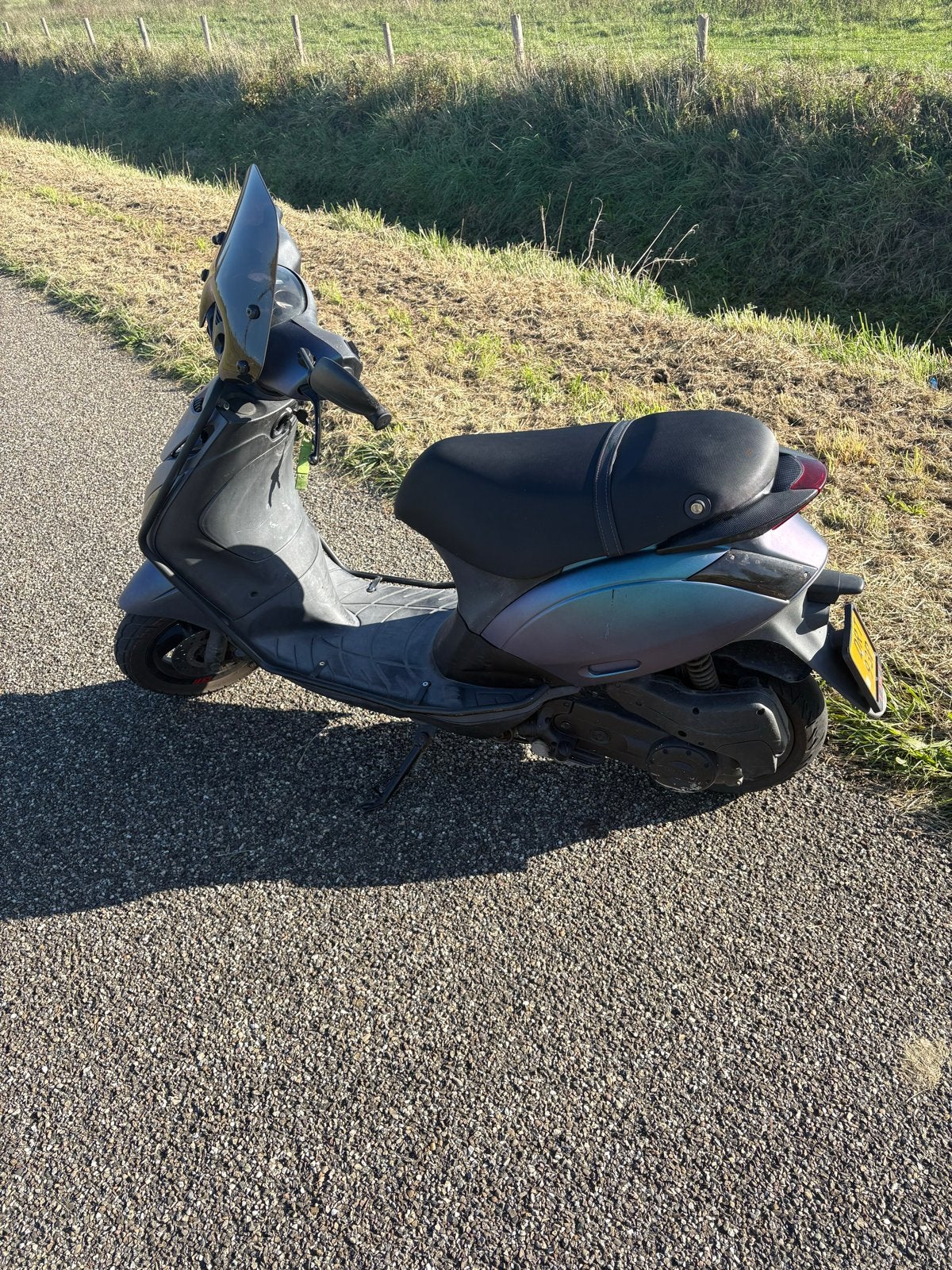 Piaggio Zip Scooter - Goed onderhouden, Fietsen en Brommers, Gebruikt, Maximaal 45 km/u, Zip, Ophalen of Verzenden