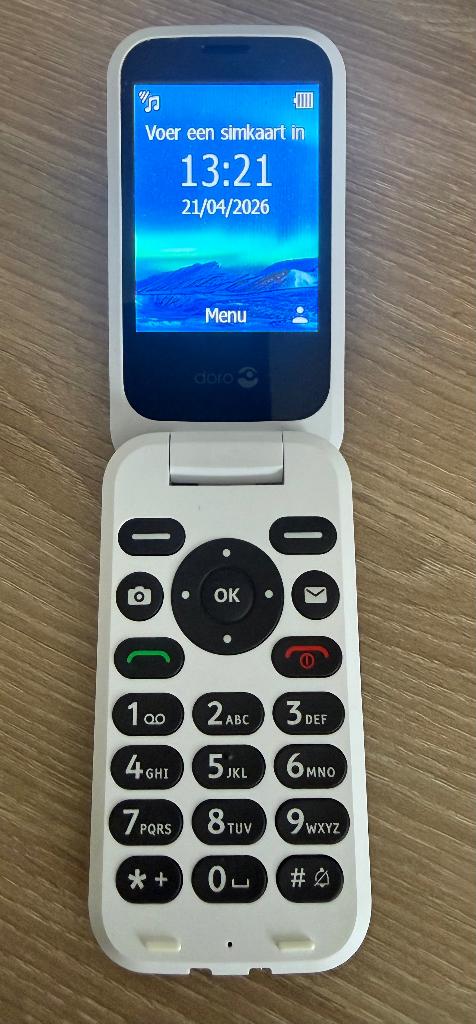 Doro 6820, Zwart, Inklapmodel, Ophalen of Verzenden, Zo goed als nieuw