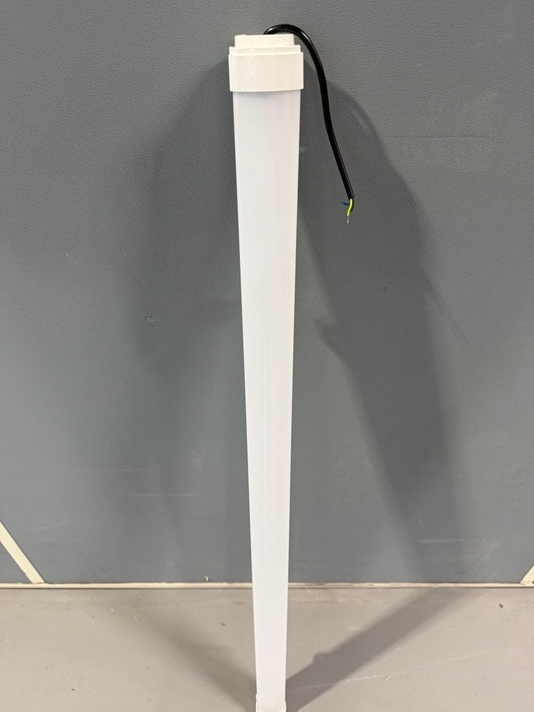 LED montagebalk 120cm 4000K IP65, Doe-het-zelf en Verbouw, Ophalen, Nieuw, Minder dan 50 watt, Armatuur