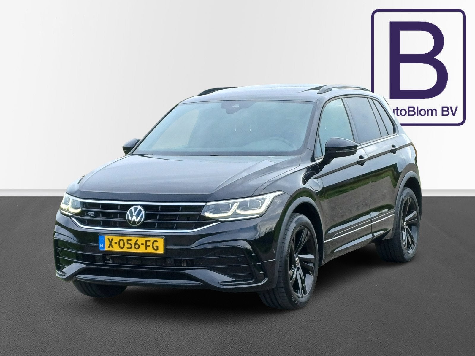 Volkswagen Tiguan 1.4 TSI eHybrid R-Line Business /Pano/Trek, Auto's, Stof, 4 cilinders, Overige brandstoffen, Zwart