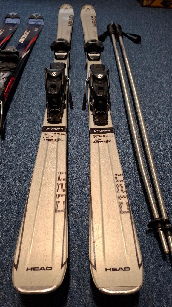 Te koop 1 paar SKI'S, Ophalen, 160 tot 180 cm, Gebruikt, Carve