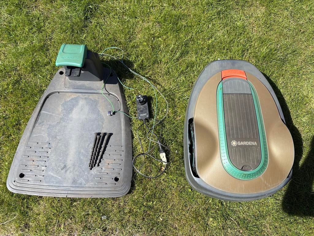 Gardena Sileno City robotmaaier, Tuin en Terras, Robotmaaiers, Ophalen, Gebruikt, Minder dan 20 cm, Gardena / Husqvarna