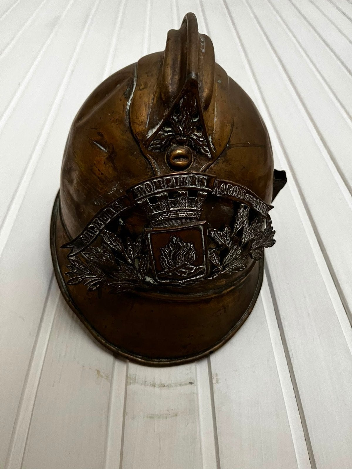 Twee antieke brandweerhelmen - Sapeurs Pompiers, Antiek en Kunst, Ophalen
