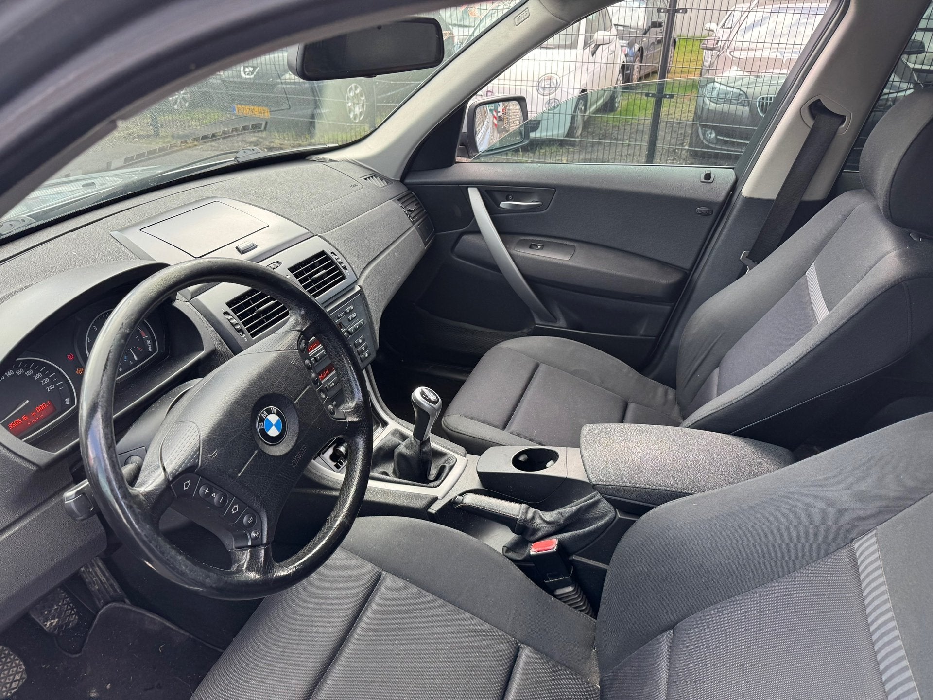 Foto 6 van BMW X3 2.5i Export
