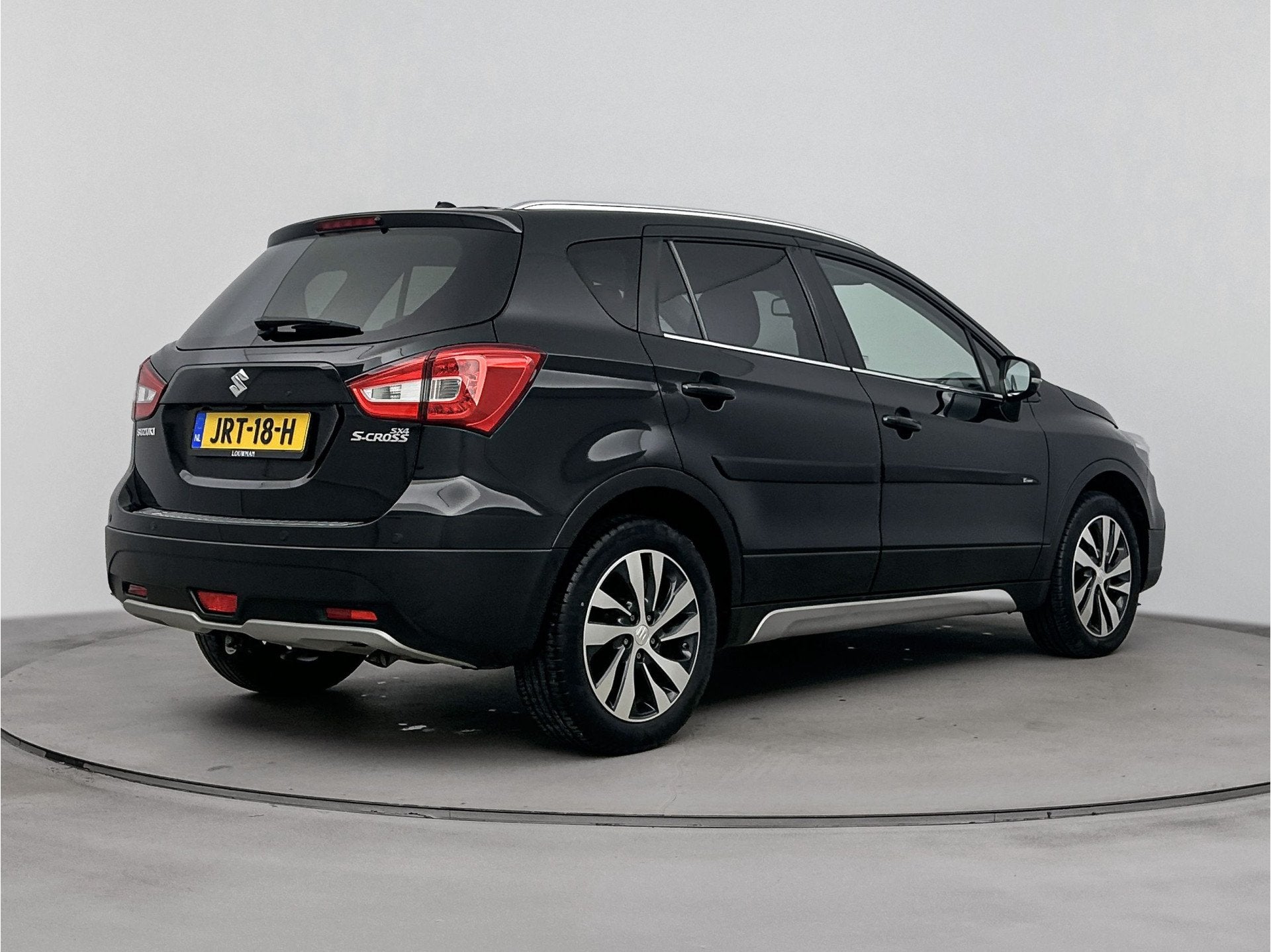 Suzuki S-Cross 1.0 Boosterjet Exclusive Stijl | Parkeersenso, Voorwielaandrijving, 12 maanden, Stof, Gebruikt