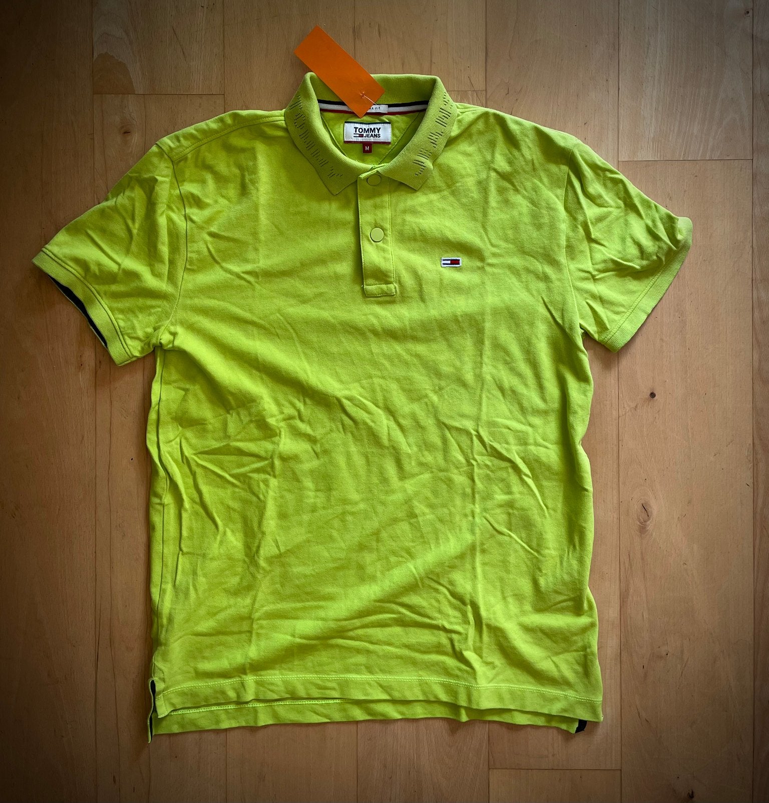 Tommy Hilfiger design polo t shirt groen / geel M, Kleding | Heren, Polo's, Ophalen of Verzenden, Zo goed als nieuw, Maat 48/50 (M)
