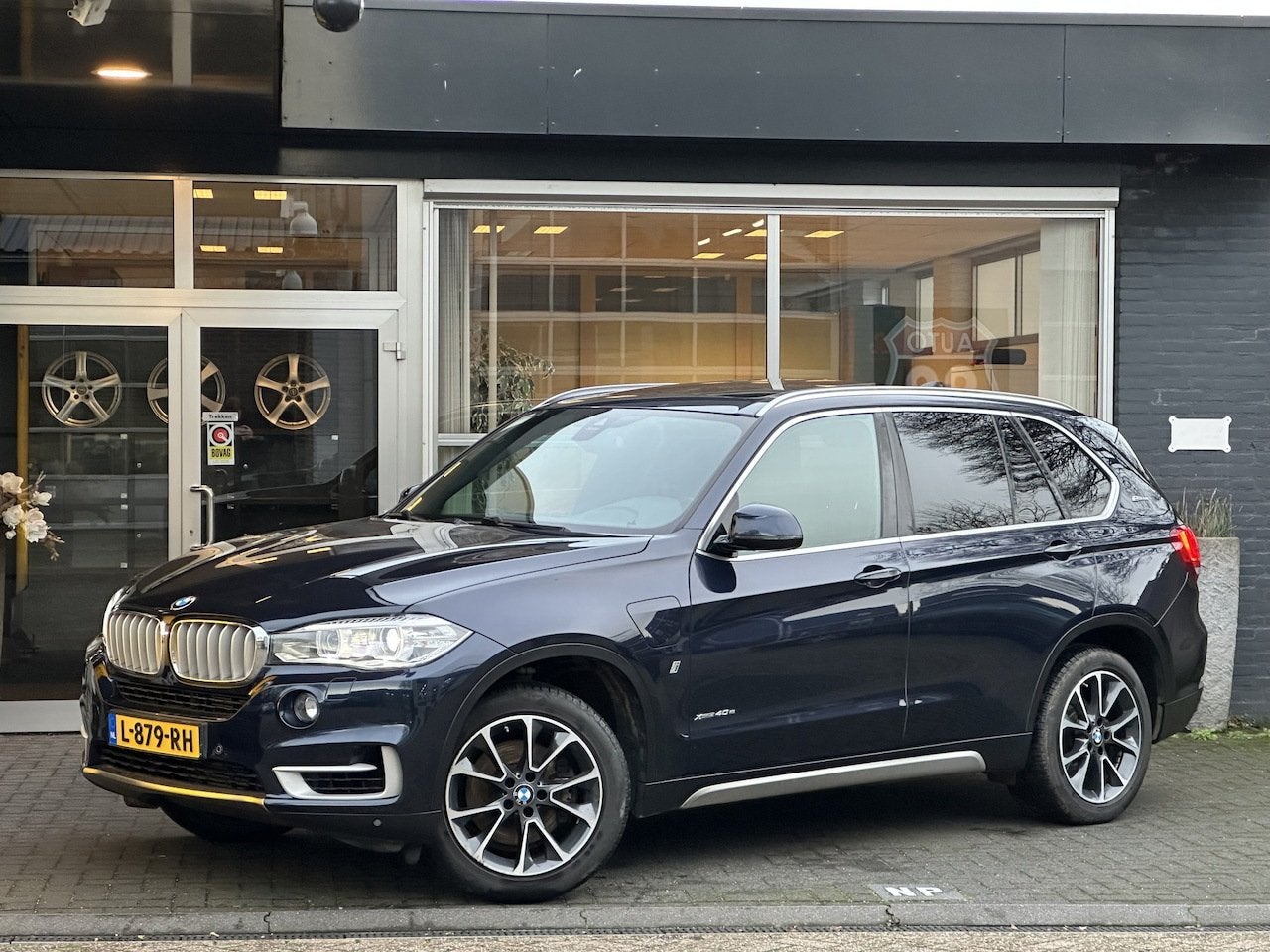 BMW X5 xDrive40e iPerformance M Sport Edition LUCHTVERING/ C, Auto's, Gebruikt, 4 cilinders, Blauw, Bedrijf