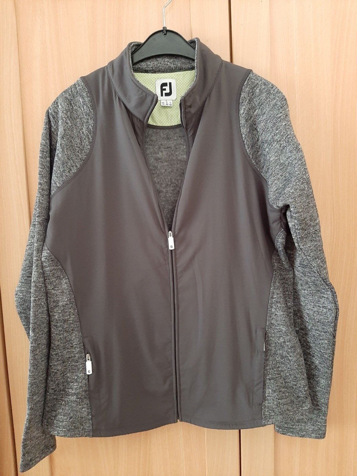 Footjoy dames golf jasje jack vest maat L = maat 40/42, Kleding | Dames, Sportkleding, Verzenden, Footjoy, Zo goed als nieuw, Grijs
