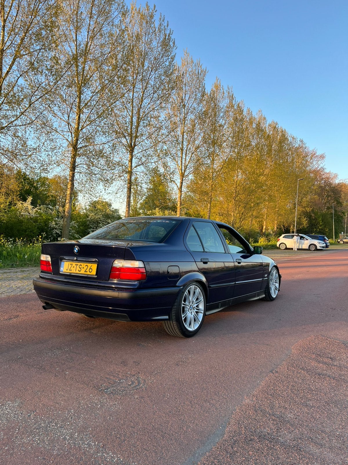 BMW 3-Serie 1.6 I 316 E2 1995 Blauw, Auto's, 1596 cc, Achterwielaandrijving, 4 cilinders, Blauw