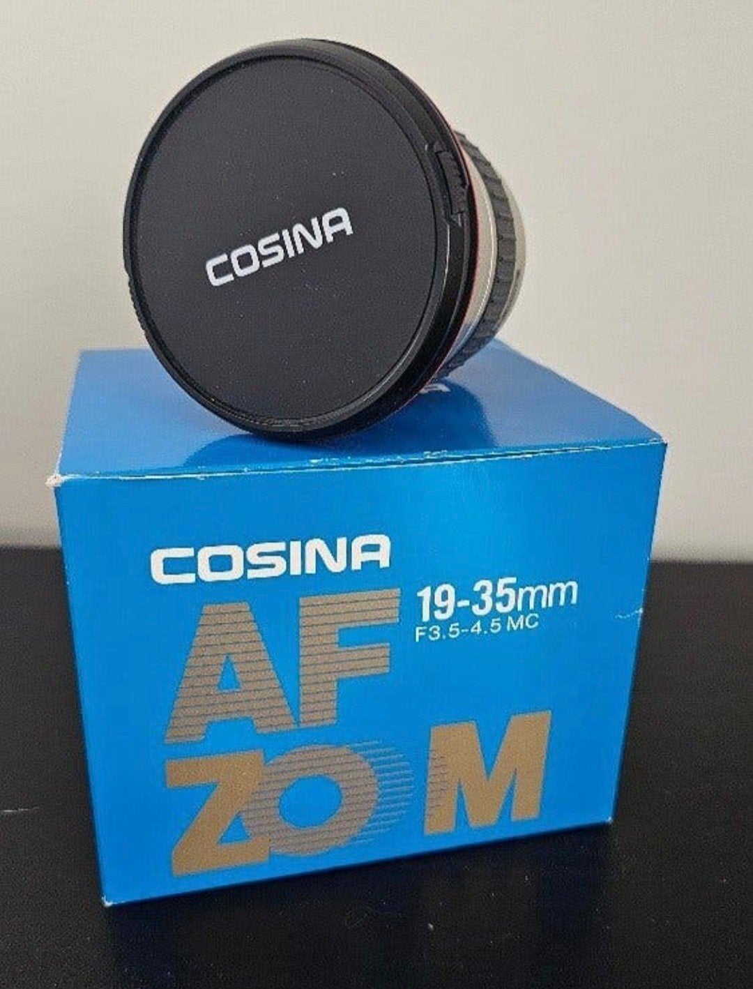 Cosina Minolta 19-35mm F/3.5-4.5 MC AF Groothoeklens, Autofocus, Zo goed als nieuw, Groothoeklens, Ophalen of Verzenden