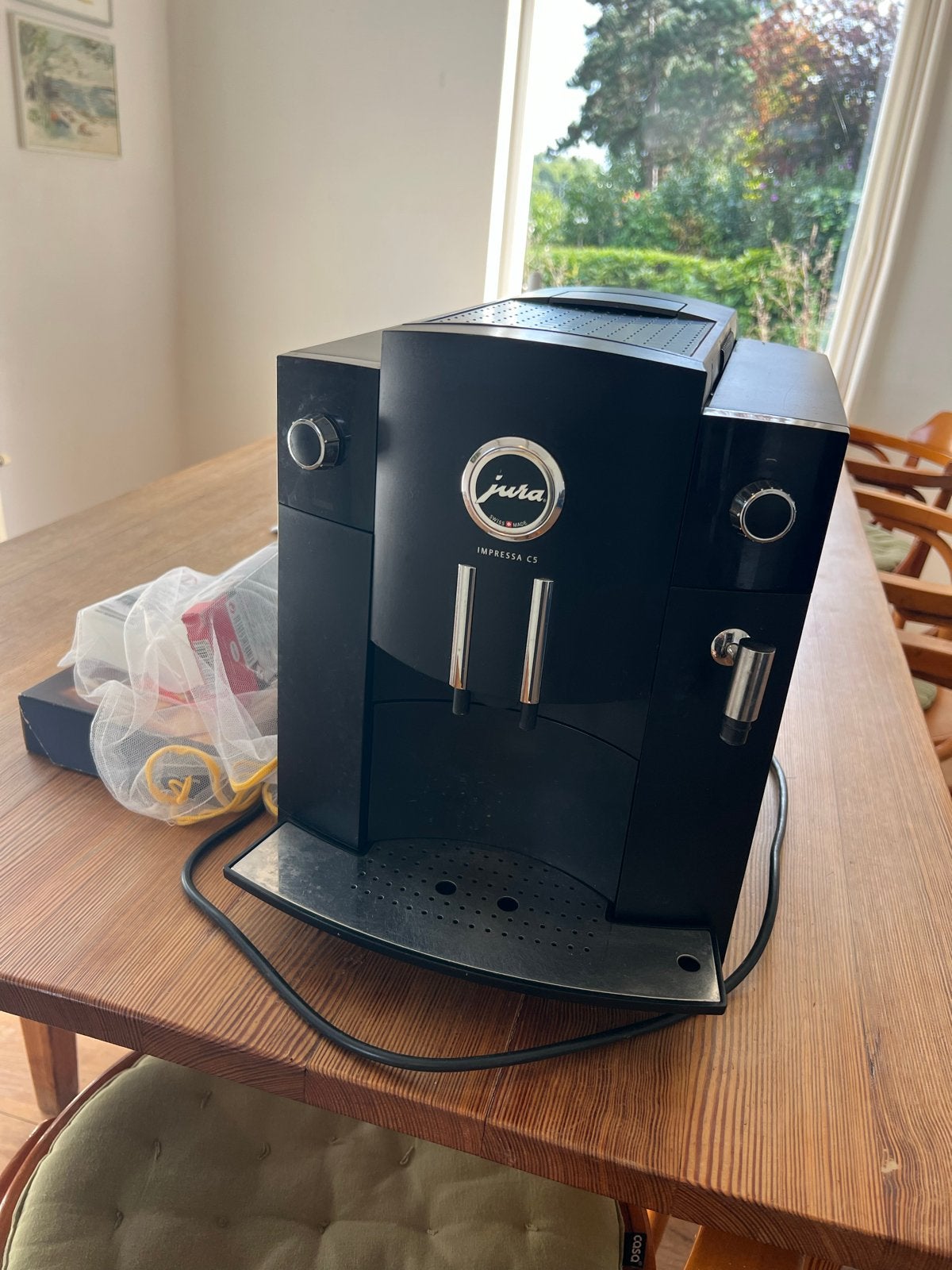 Gratis Jura Impressa C5 koffiemachine - defect, Witgoed en Apparatuur, Koffiezetapparaten, Ophalen, Niet werkend, Koffiemachine