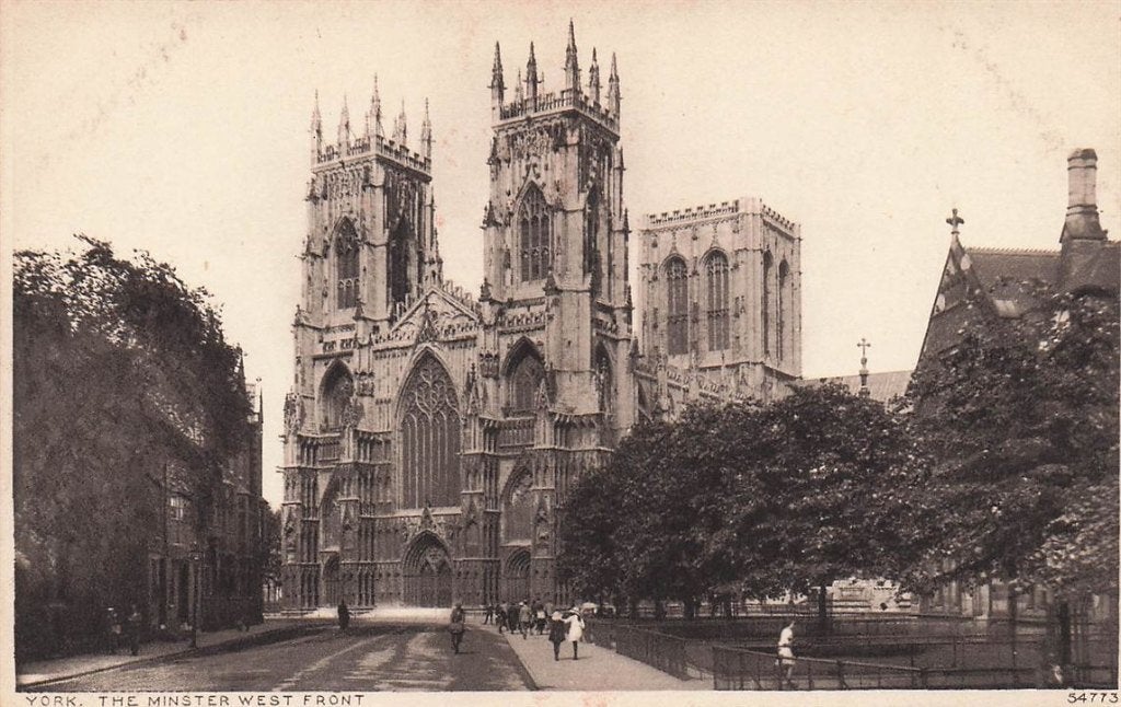 702-316-021 York The Minster West Front, Verzenden, Voor 1920, Engeland
