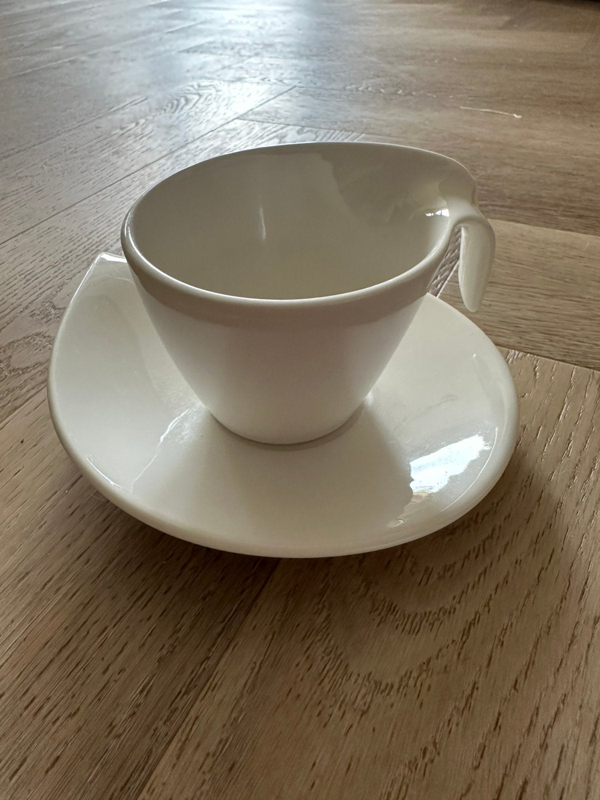 Villeroy en boch koffiekop & schotel flow (14 stuks), Ophalen of Verzenden, Zo goed als nieuw, Porselein, Kop en/of schotel