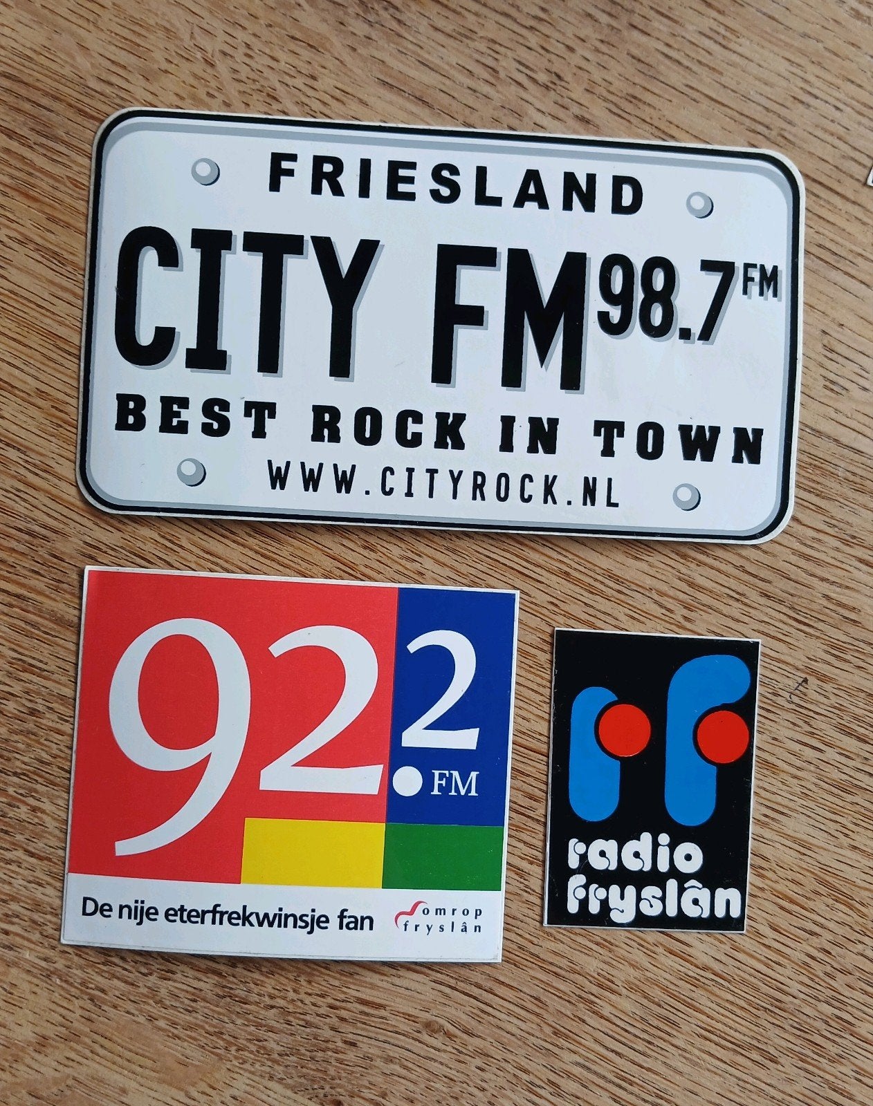 Stickers Cityrock City FM radio omroep Fryslan, Verzamelen, Stickers, Ophalen of Verzenden, Zo goed als nieuw