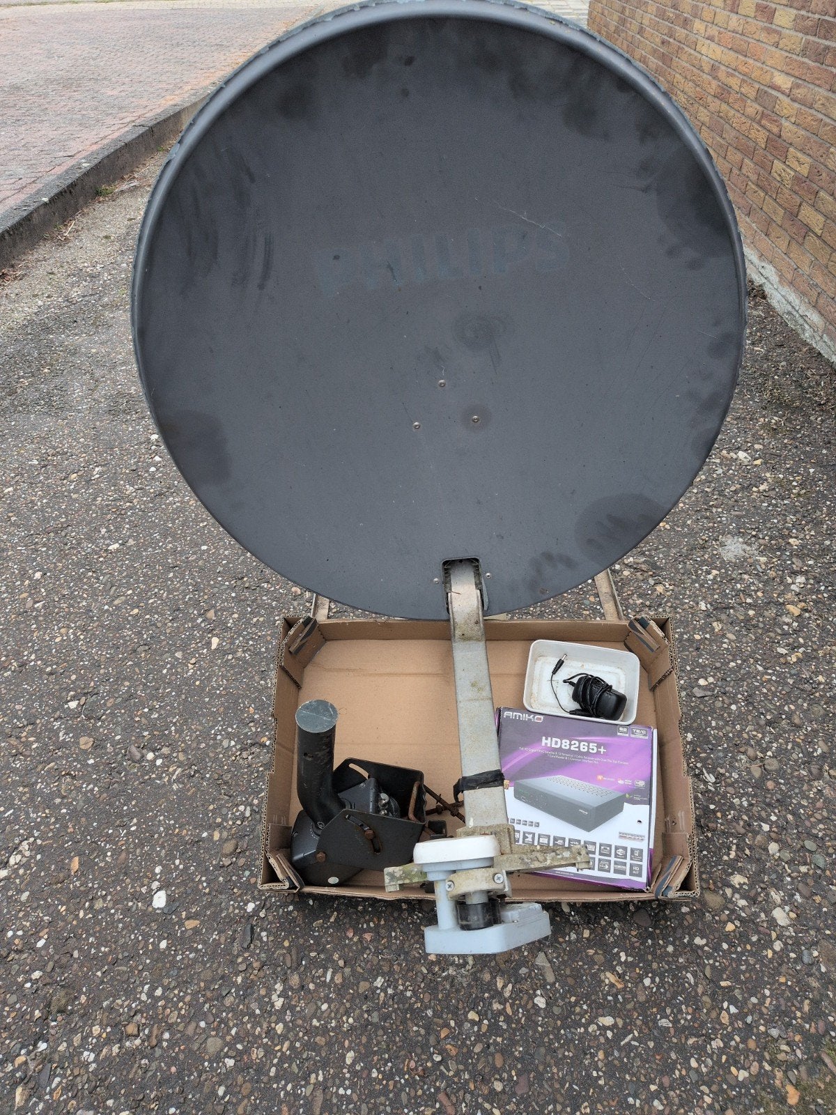 Philips schotelantenne met Amiko HD8265+ ontvanger, Ophalen, Gebruikt, (Schotel)antenne, Philips