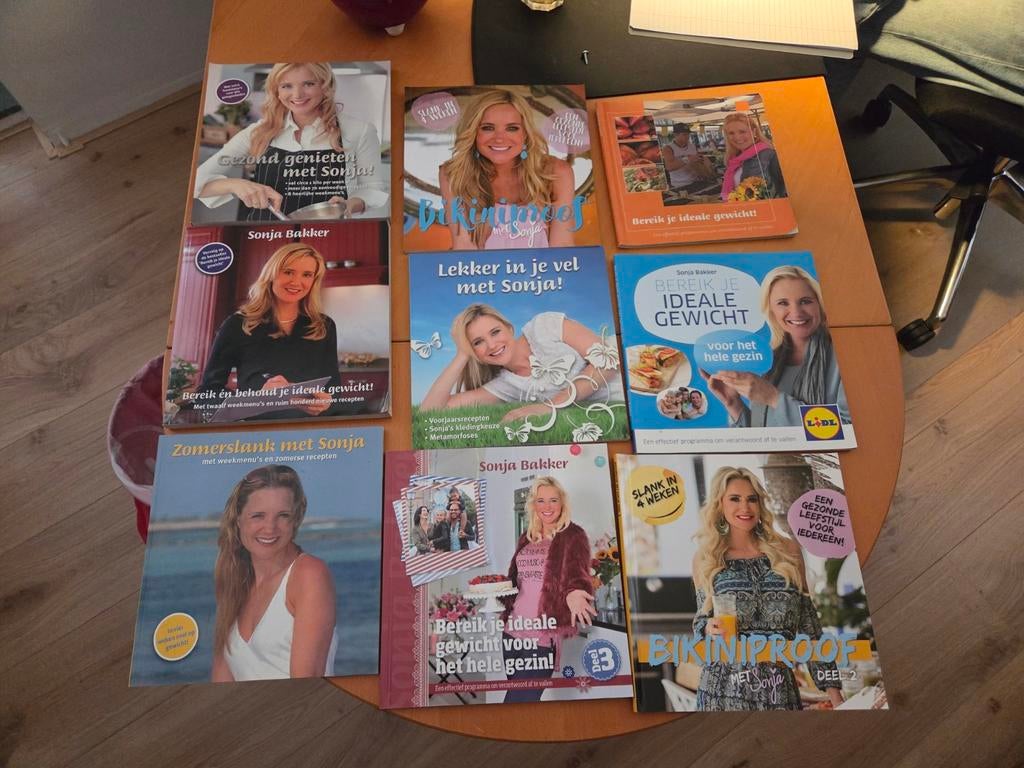 Grote collectie Sonja Bakker dieetboeken (9 stuks), Boeken, Ophalen of Verzenden, Gelezen, Dieet en Voeding, Sonja Bakker