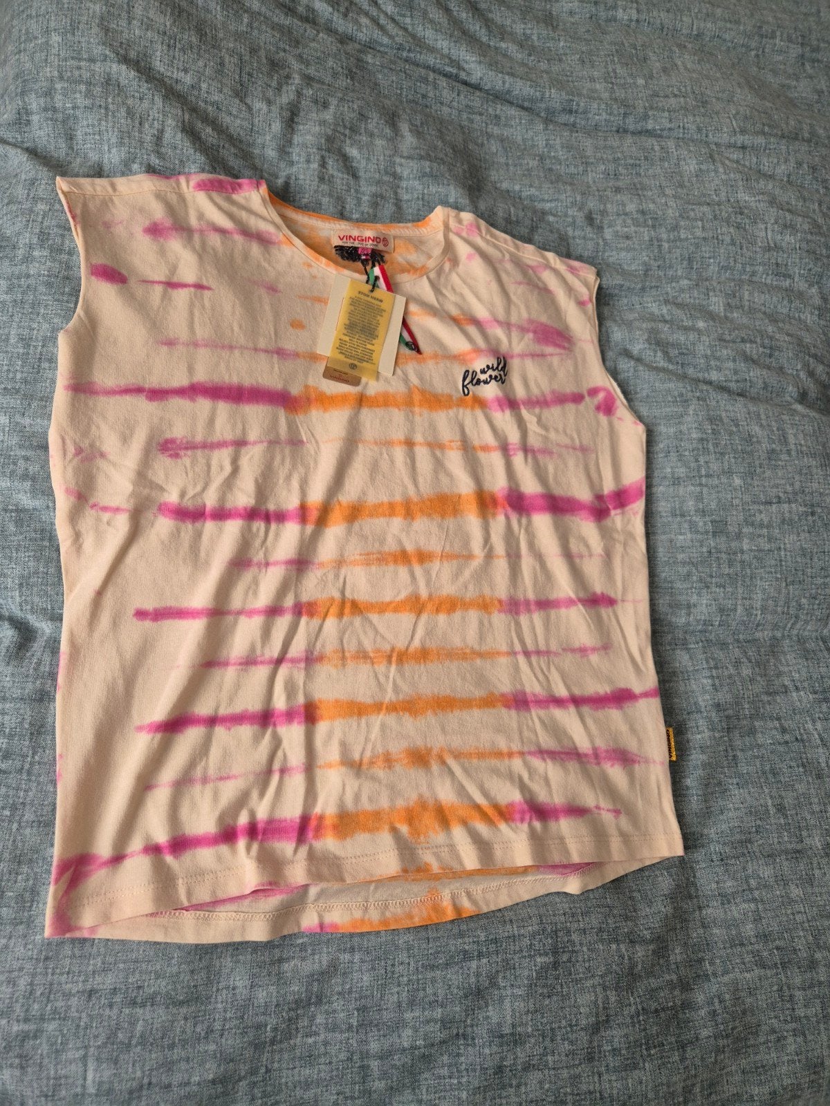 Nieuw Vingino shirt maat 152 met prijskaartje, Kinderen en Baby's, Kinderkleding | Maat 152, Jongen of Meisje, Nieuw, Ophalen of Verzenden