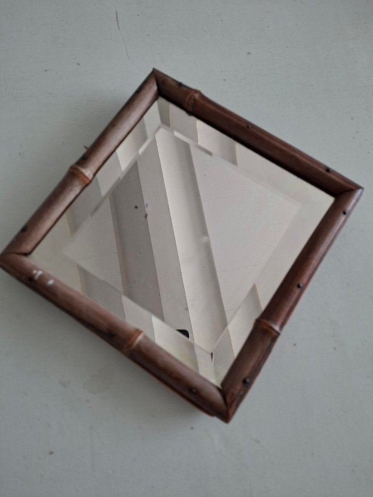 Vintage art deco spiegel bamboe lijst facet geslepen glas, Ophalen of Verzenden, Overige vormen, Minder dan 50 cm, Minder dan 100 cm