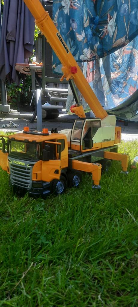 Bruder Scania Liebherr Kraanwagen - Grote Bouwkraan, Ophalen of Verzenden, Gebruikt