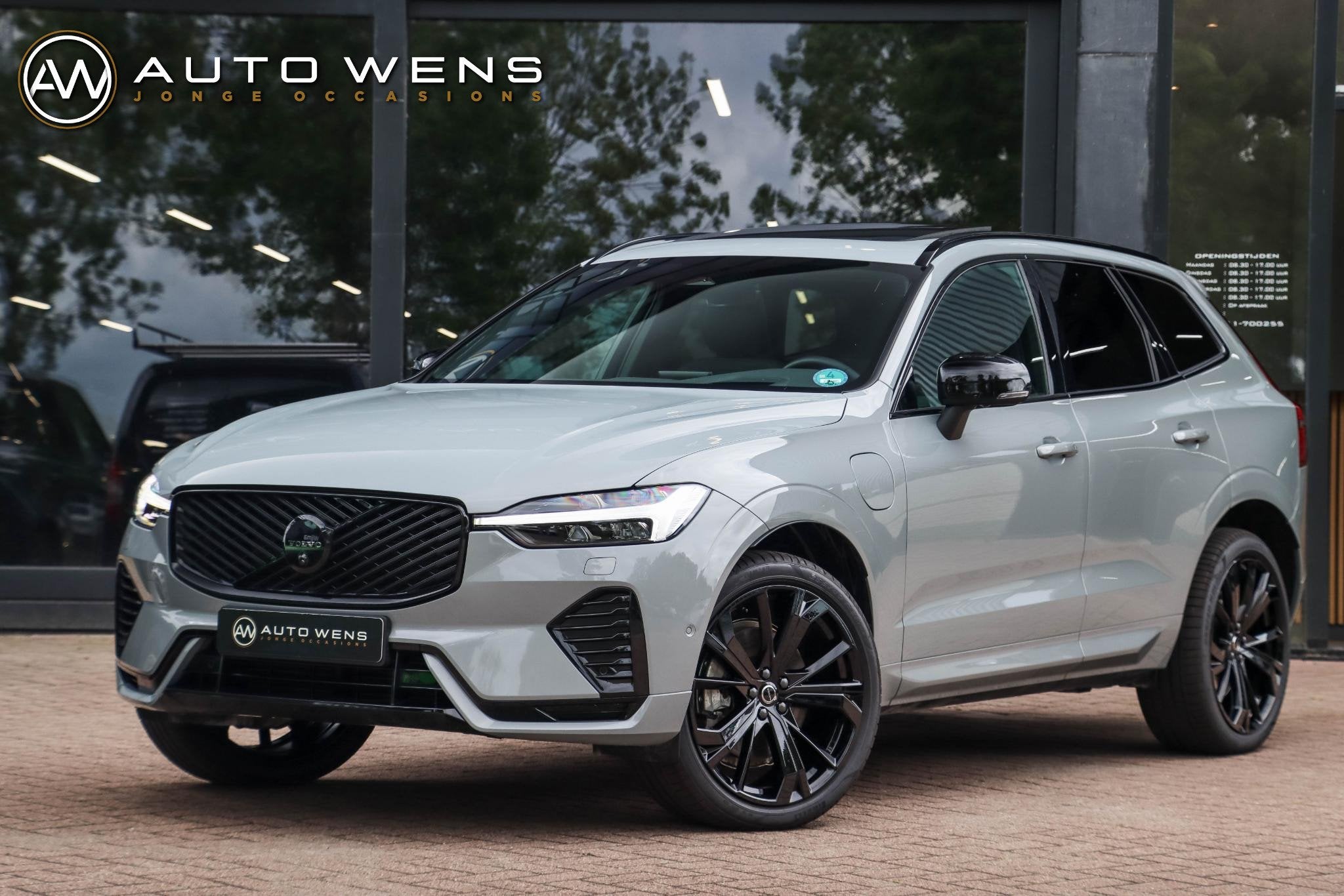 Volvo XC60 T6 AWD Ultra Black Edition 360 Cam Pano Trekhaak, Automaat, Gebruikt, Euro 6, 4 cilinders