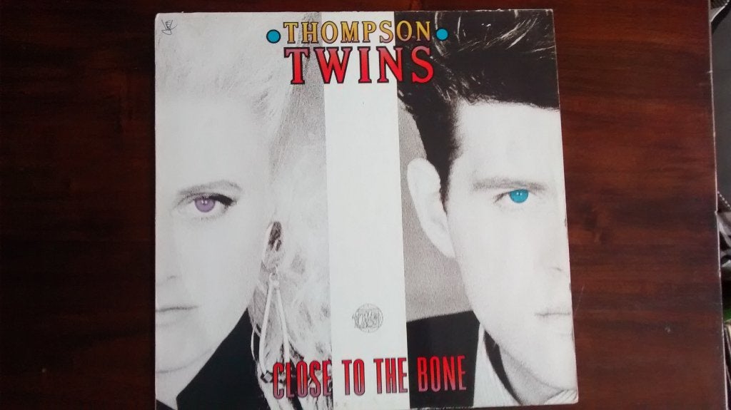 LP - Thompson Twins - Close to the bone, LP, New wave, Ophalen of Verzenden, Zo goed als nieuw