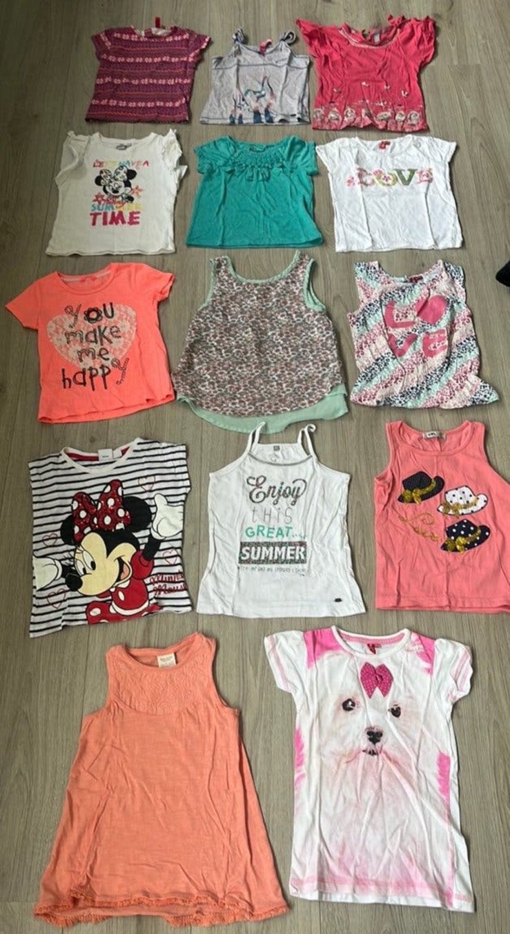 Pakket meiden tshirts en tops 104/110 Zara, Ophalen of Verzenden, Zo goed als nieuw