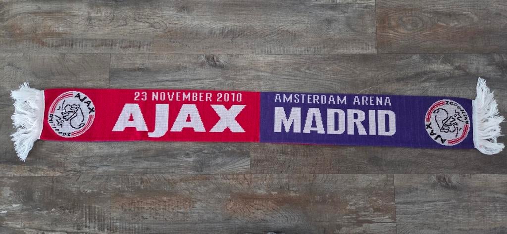 Sjaal Ajax - Real Madrid, Ophalen of Verzenden, Zo goed als nieuw, Ajax, Vaantje of Sjaal