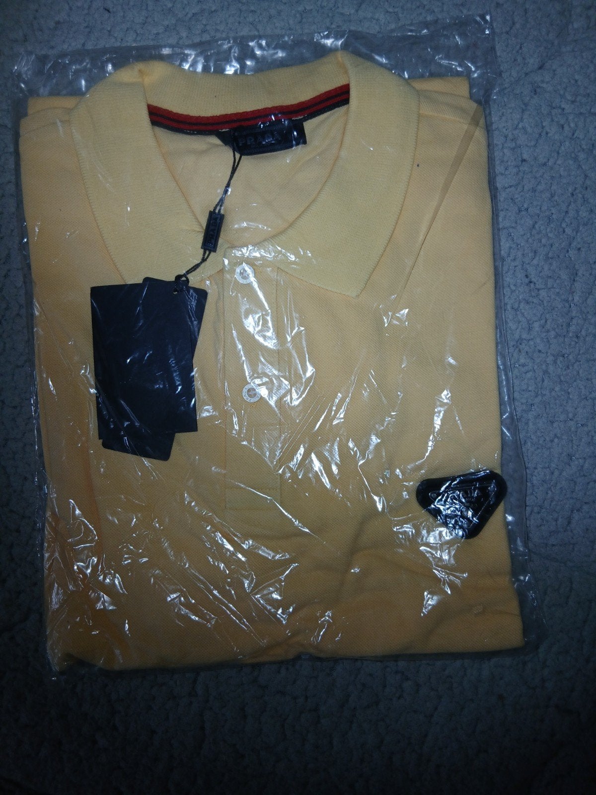 Prada polo shirt geel - Nieuw met labels, Geel, Nieuw, Overige maten, Ophalen of Verzenden