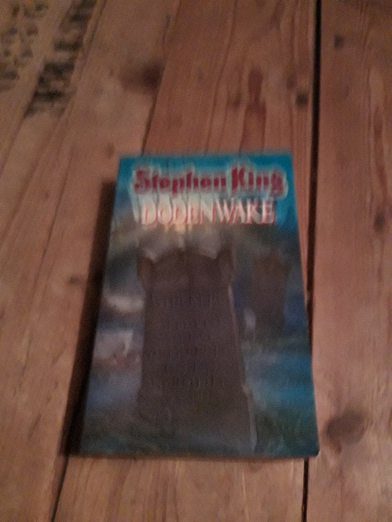 Doden Wake, Ophalen of Verzenden, Zo goed als nieuw, Stephen King