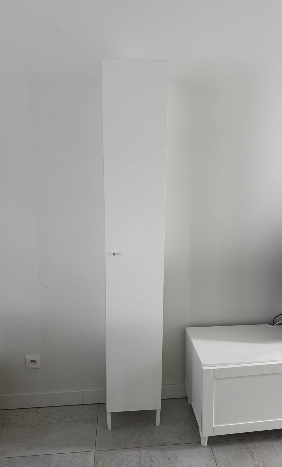 NYSJÖN ikea badkamer kast, Huis en Inrichting, Ophalen, (Half)hoge kast, Minder dan 50 cm, Zo goed als nieuw