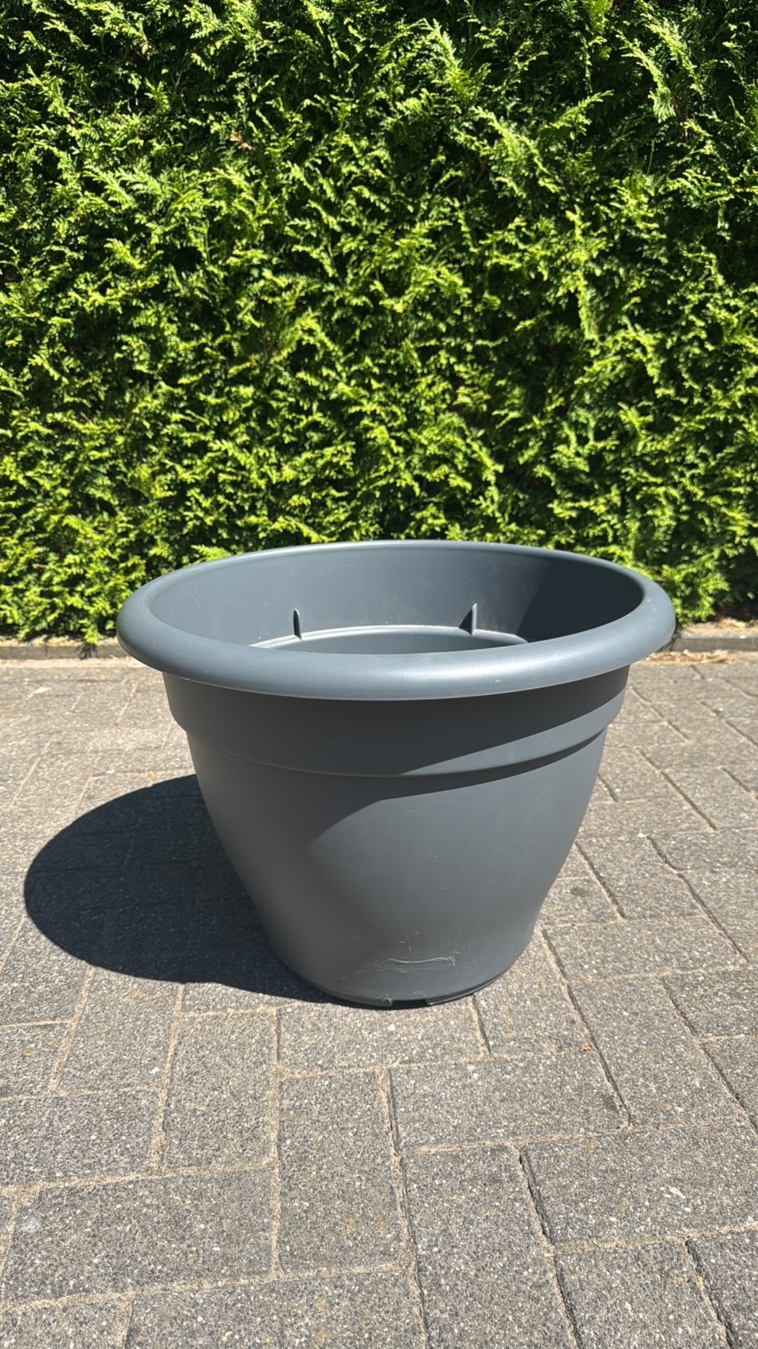 Grote bloempot bloembak antraciet in zeer goede staat 45x58, Tuin en Terras, Bloembakken en Plantenbakken, Ophalen, Zo goed als nieuw