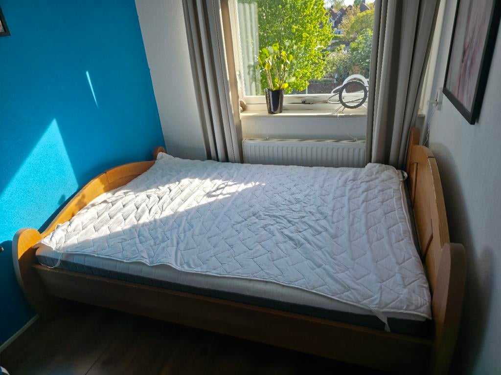 Eikenhouten twijfelaar 140x200 met IKEA Morgedal matras, Ophalen, Bruin, 140 cm, Zo goed als nieuw