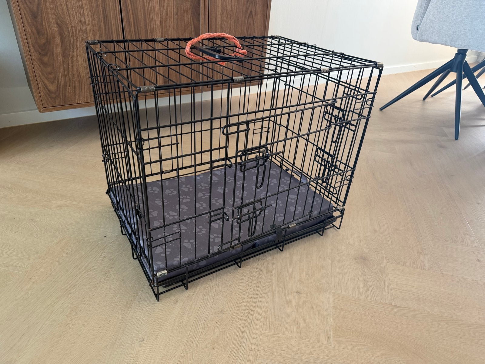 Honden bench, Dieren en Toebehoren, Ophalen, Zo goed als nieuw