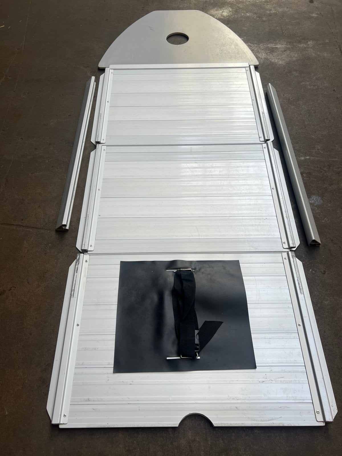 Aluminium vloer, Ophalen, Gebruikt, Motorboot