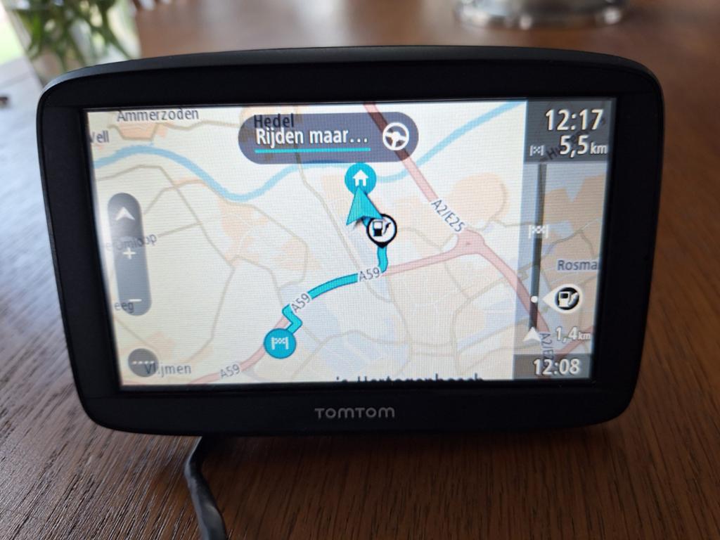 TomTom via 52 (45 landen Europa), Auto diversen, Autonavigatie, Ophalen of Verzenden, Zo goed als nieuw