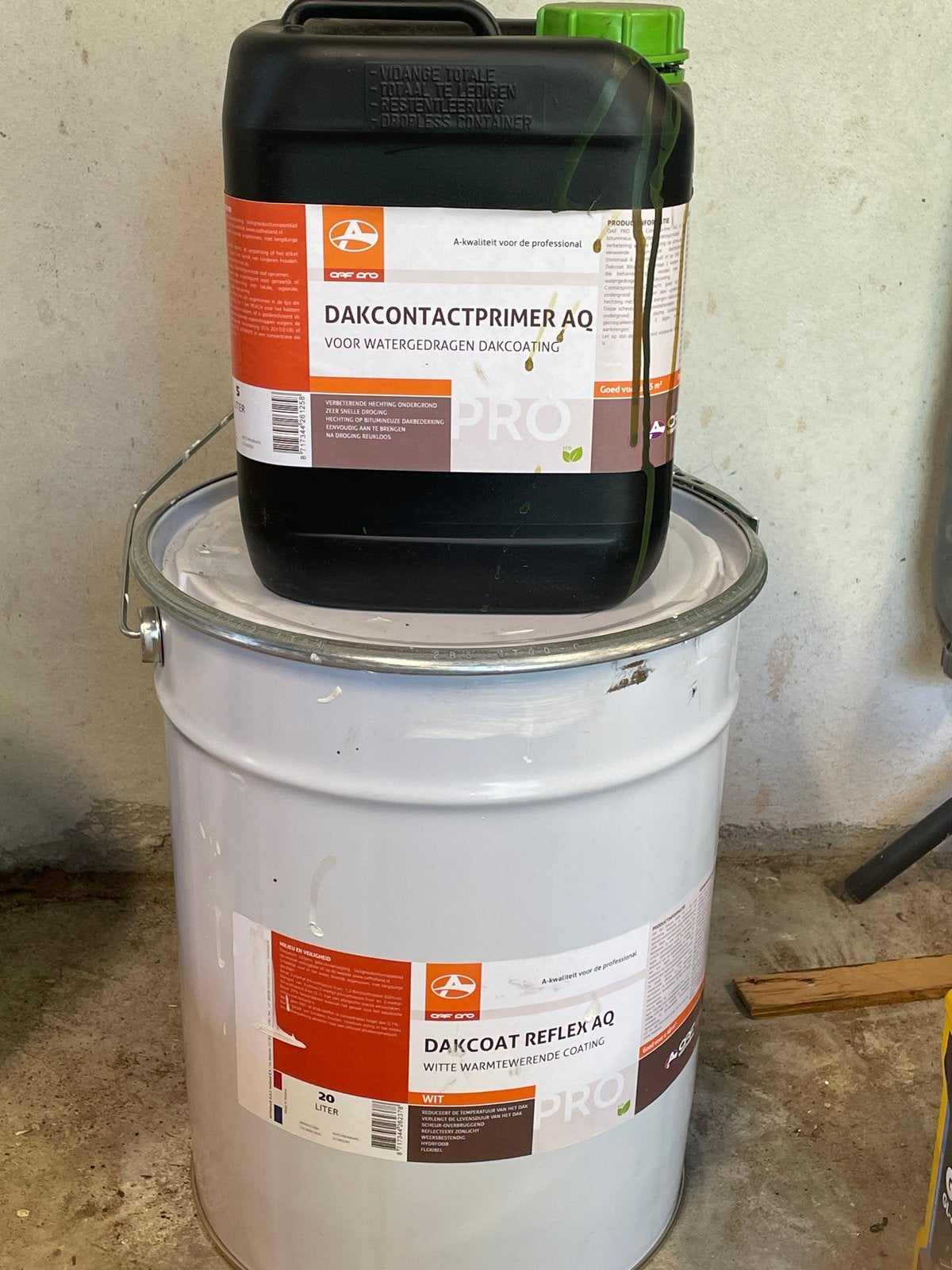 Restant OAF PRO Dakcontactprimer AQ en Dakcoat Reflex AQ, Ophalen, Wit, Nieuw, Verf