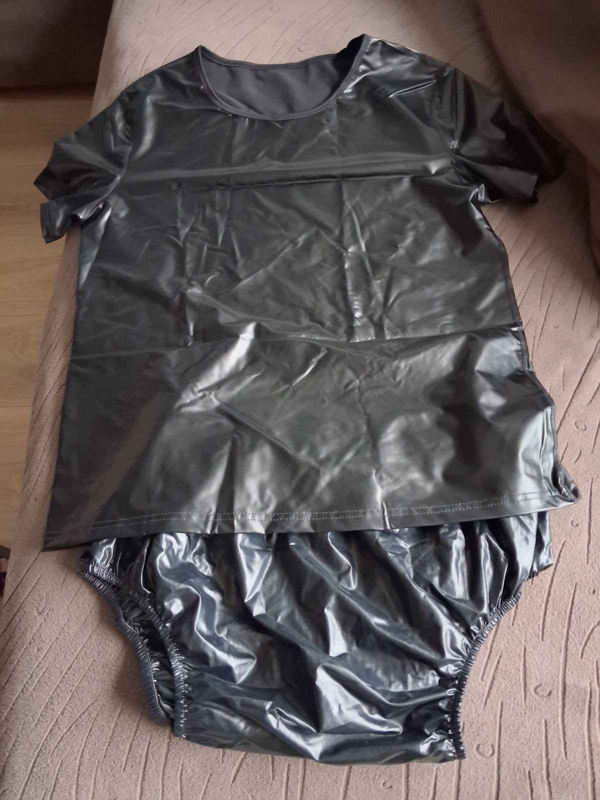 pu leren shirt met pvc plastic. broek, Verzenden, Zwart, Overige typen