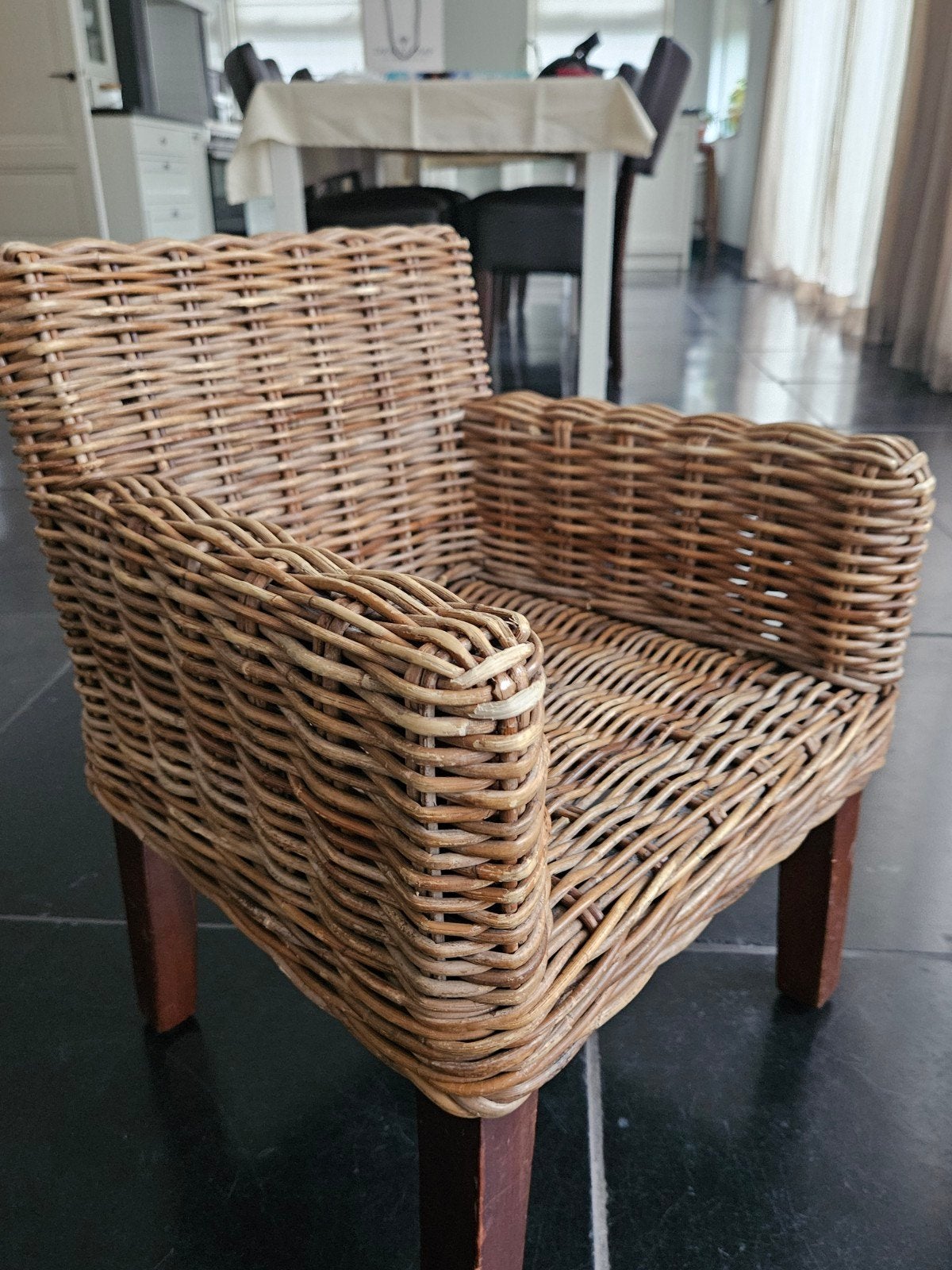 Rotan kinderstoel - Vintage rieten stoel, Huis en Inrichting, Ophalen, Gebruikt, Bruin, Riet of Rotan
