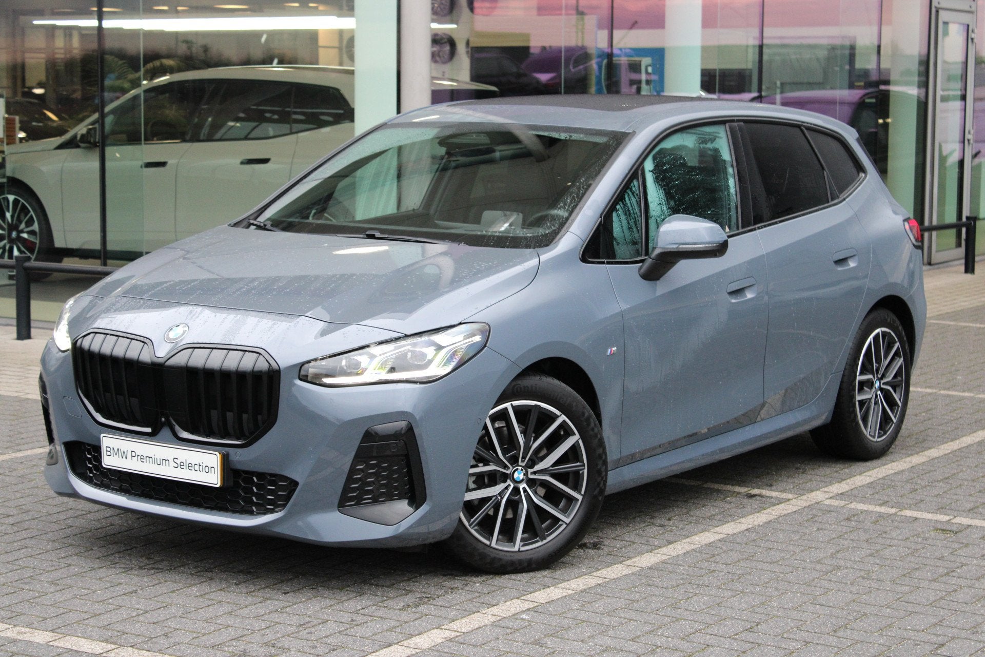 BMW 2 Serie Active Tourer 218i M Sport Automaat / Panoramada, 136 pk, Gebruikt, Met garantie (alle), 1445 kg