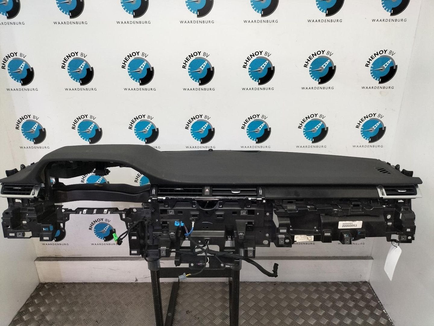 LANDROVER DISCOVERY SPORT DASHBOARD COMPLEET  2019, Ophalen of Verzenden, Gebruikt, Stiba lid