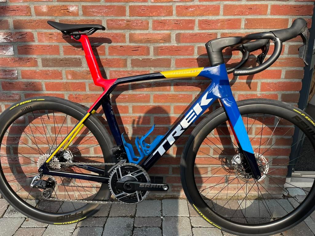TREK MADONE SLR9 GEN8 axs nieuw maat s en m, 28 inch, Carbon, Nieuw, Meer dan 20 versnellingen