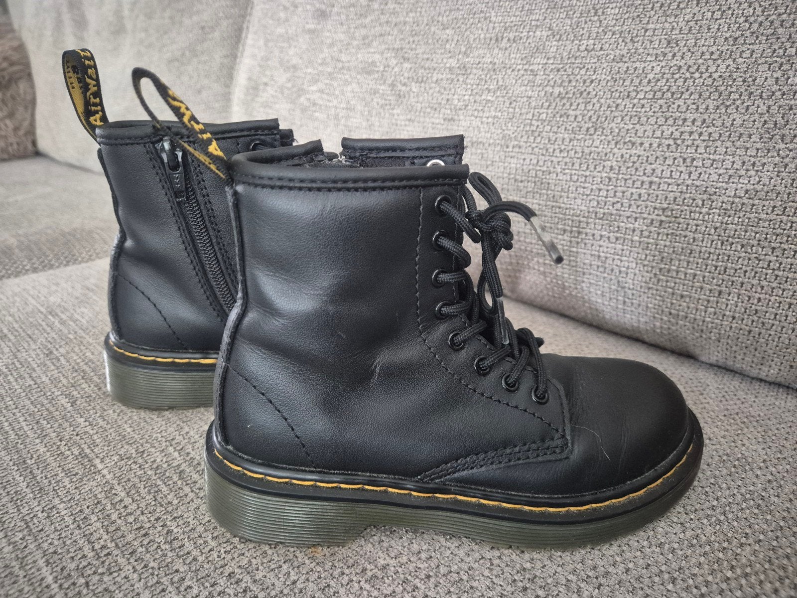 Dr. Martens schoenen maat 30, Kinderen en Baby's, Kinderkleding | Schoenen en Sokken, Dr. Martens, Gebruikt, Jongen of Meisje